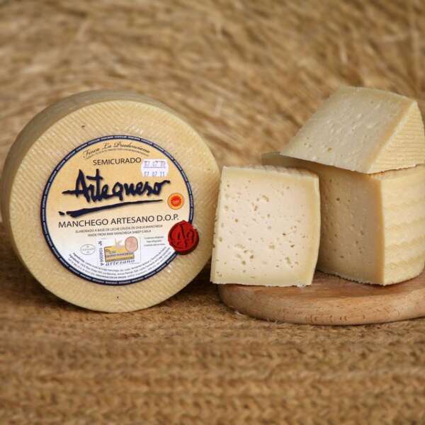 QUESO MANCHEGO SEMICURADO 0.71 L