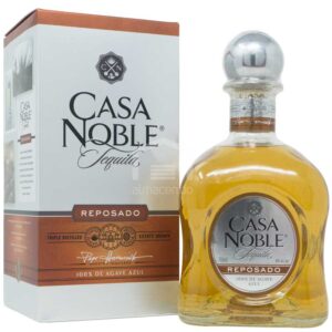 TEQUILA CASA NOBLE REPOSADO 750 ML.